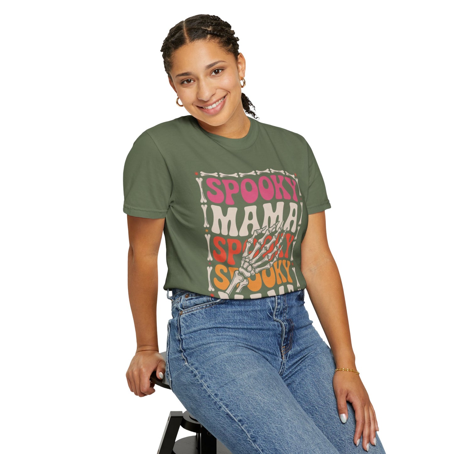 Spooky Mama Tee – Retro Halloween Skeleton Shirt