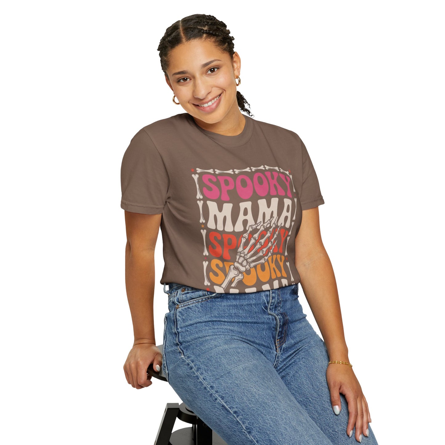 Spooky Mama Tee – Retro Halloween Skeleton Shirt