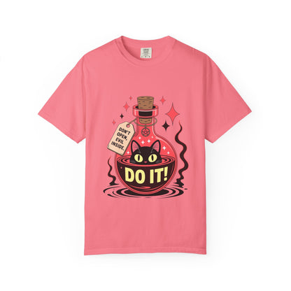 Evil Cat Potion Tee – Gothic Bottle Familiar Comfort Colors T-Shirt