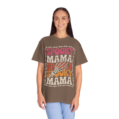 Spooky Mama Tee – Retro Halloween Skeleton Shirt