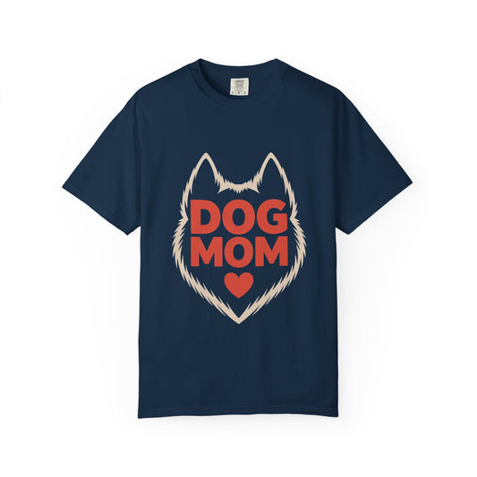 Dog Mom Heart Tee – Minimal Pet Parent Shirt