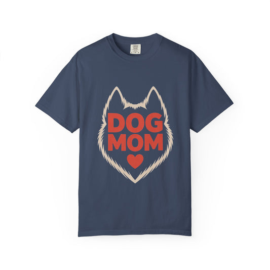 Dog Mom Heart Tee – Minimal Pet Parent Shirt