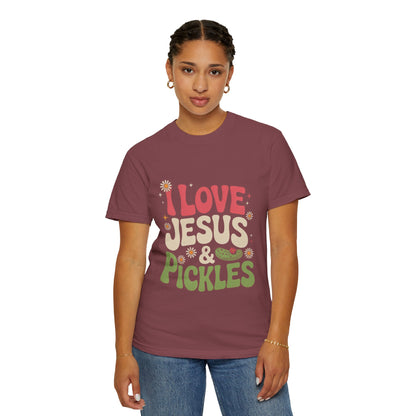 I Love Jesus & Pickles Tee – Faith Meets Flavor Comfort Colors T-Shirt