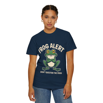 Frog Alert Tee – Funny Amphibian Graphic Comfort Colors T-Shirt