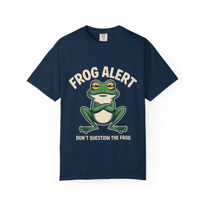 Frog Alert Tee – Funny Amphibian Graphic Comfort Colors T-Shirt