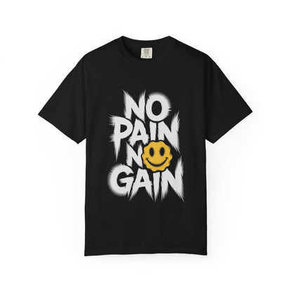 No Pain No Gain Tee – Bold Smiley Face Workout Shirt