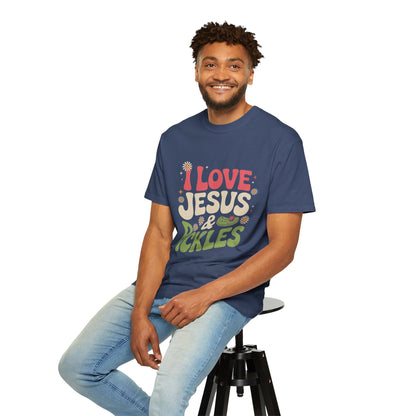 I Love Jesus & Pickles Tee – Faith Meets Flavor Comfort Colors T-Shirt